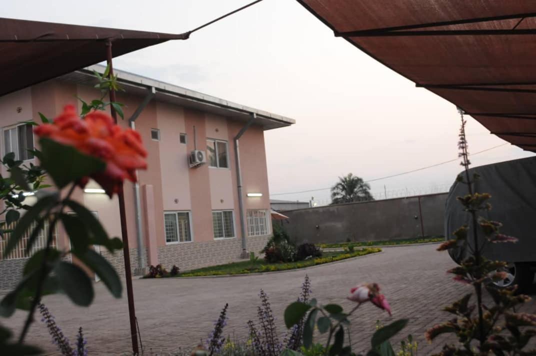 Colibri Inn Hotel Kolwezi Esterno foto