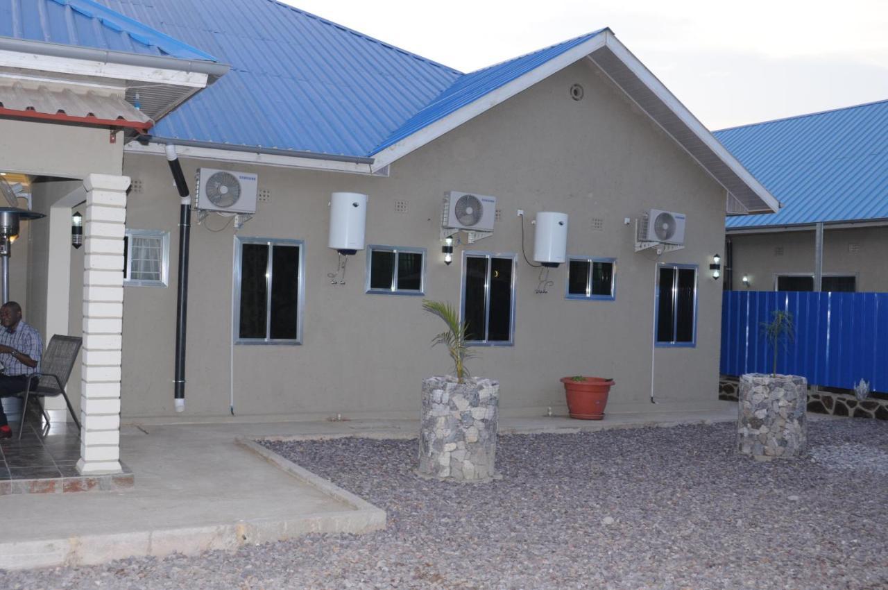 Colibri Inn Hotel Kolwezi Esterno foto